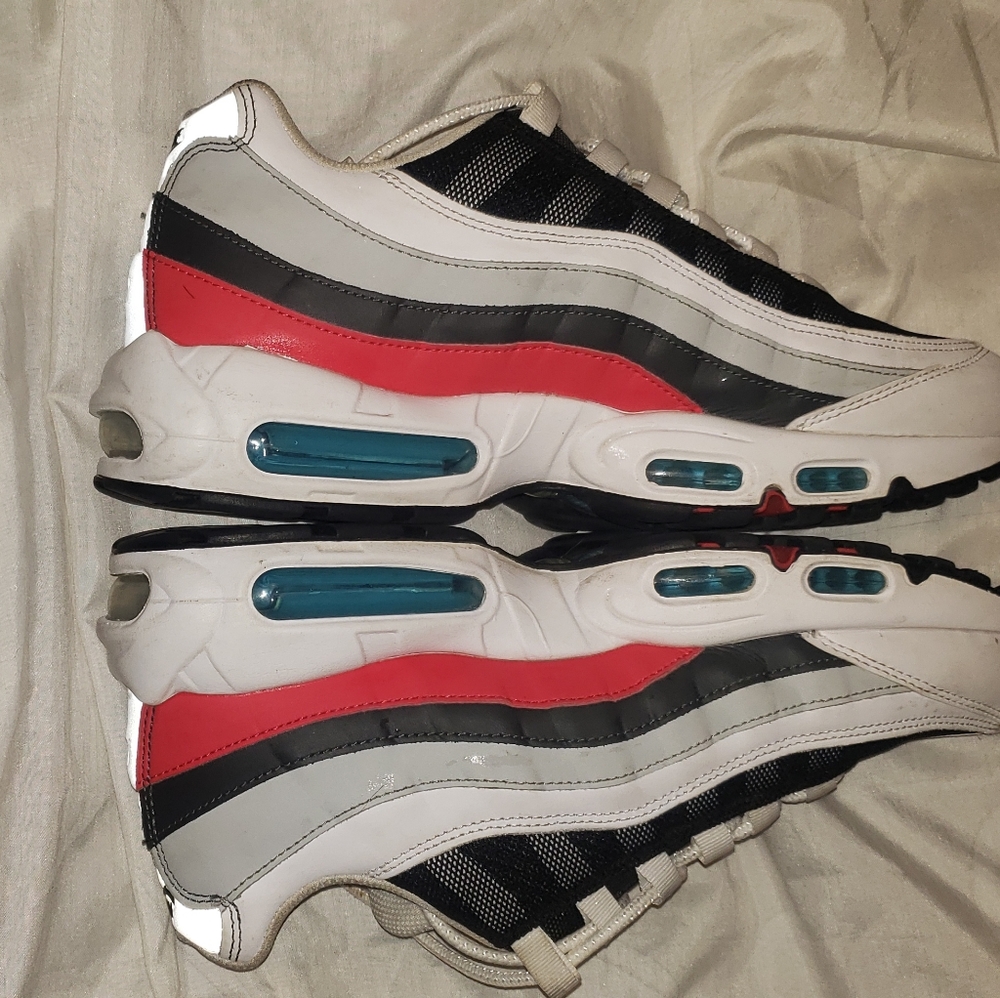 Mens nike air max size 10